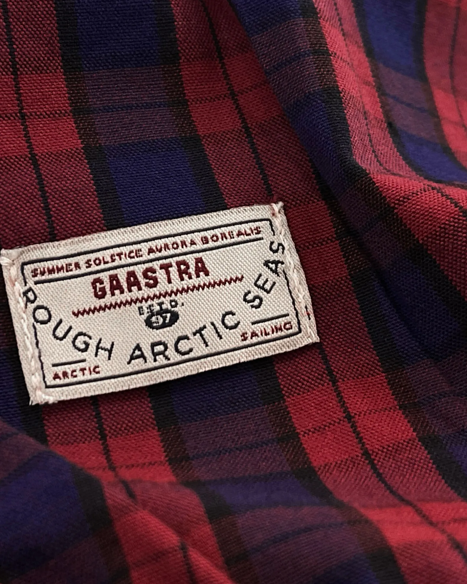 Het Lichtgewicht, Zachte Jett Shirt